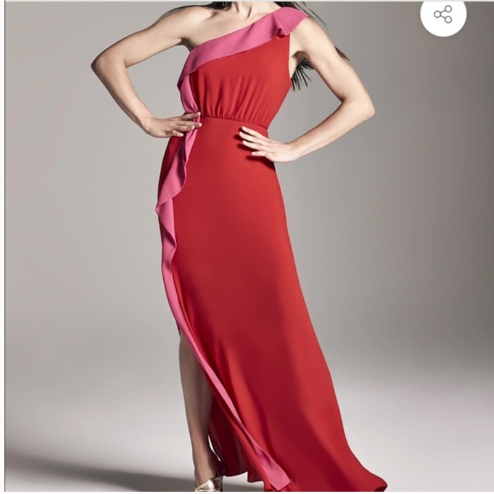 BCBGMAXAZRIA: HARPER ONE-SHOULDER‎ RUFFLE GOWN NWT SIZE 4